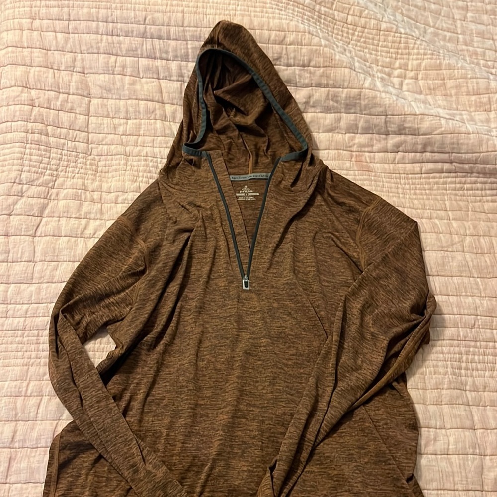 Extra Light Prana Pullover